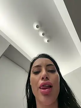 Mia Splash online show from 04-02-26, 01:53