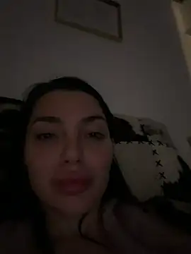 Mia Splash online show from 04-05-26, 08:39