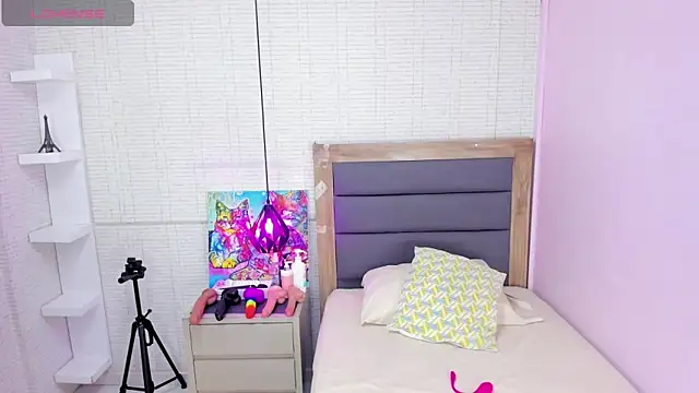 MEGANZARICK online show from 05-19-26, 11:00