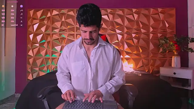 AlejandroStormm online show from 02-25-25, 07:58