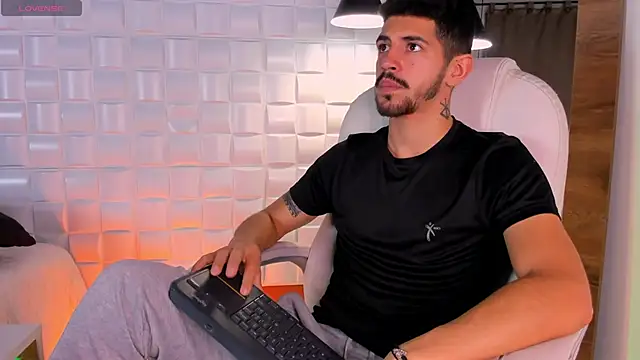 AlejandroStormm online show from 09-09-25, 10:20