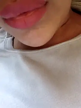 Sexlove1xo online show from 03-04-25, 04:30