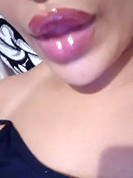 Sexlove1xo online show from 10-18-25, 02:40