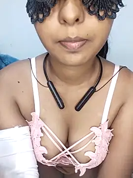 Snapshot of Ashugril_hot chatting on 03-20-25, 05:36 Ashugril hot online show from 03-20-25, 05:36