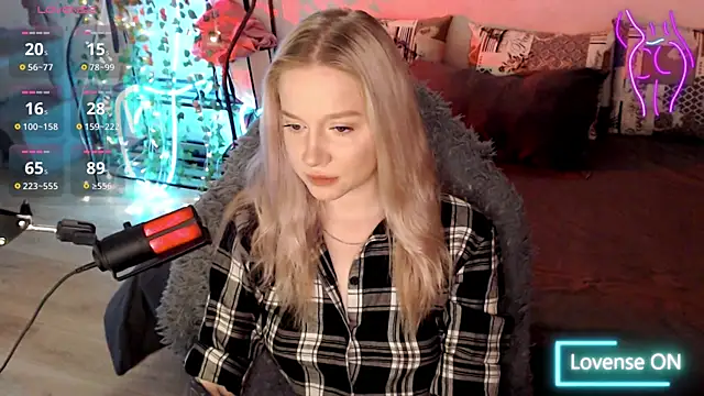 Snapshot of lissallor_ chatting on 09-16-25, 09:49 lissallor online show from 09-16-25, 09:49