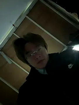 Snapshot of Anson0722 chatting on 12-15-25, 03:05 Anson0722 online show from 12-15-25, 03:05