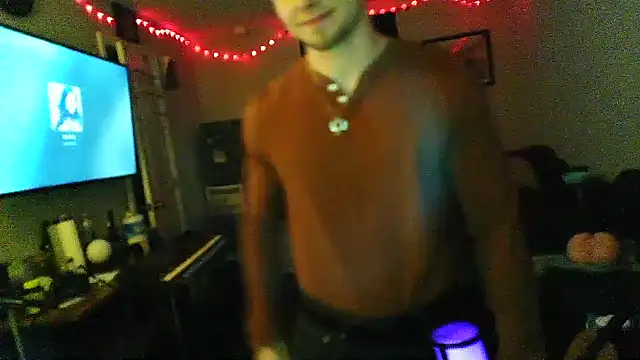 JCstrings online show from 02-23-25, 08:39