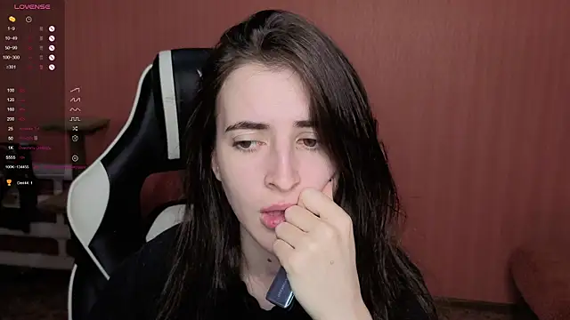 reaiss online show from 11-25-25, 04:56