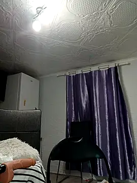 Ramona870 online show from 12-20-25, 07:21