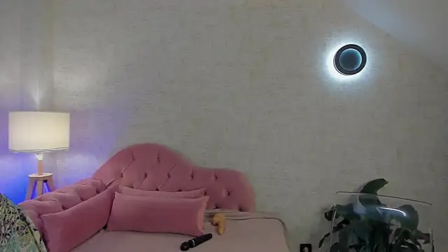 Snapshot of Kaya_Sins chatting on 09-24-25, 04:16 Kaya Sins online show from 09-24-25, 04:16