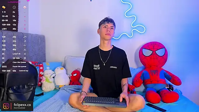 callum 77 online show from 10-24-25, 06:54