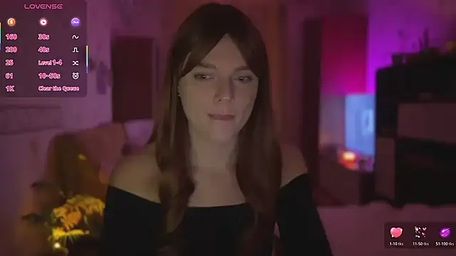 CherryRed Girl online show from 11-30-25, 08:35