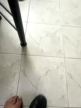 Megan-01- online show from 10-03-25, 11:51