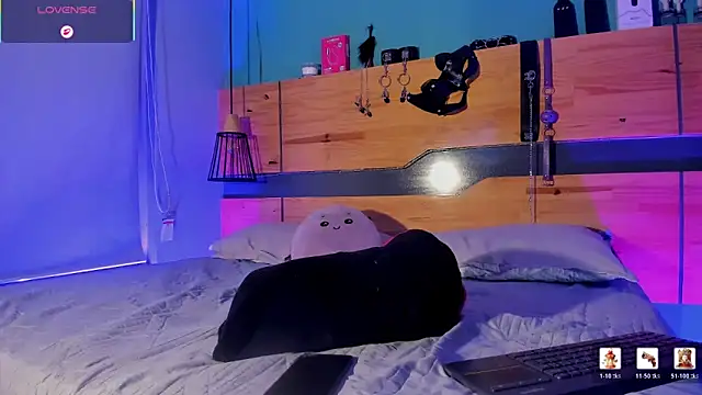 ChloeAllennn online show from 03-14-26, 12:10