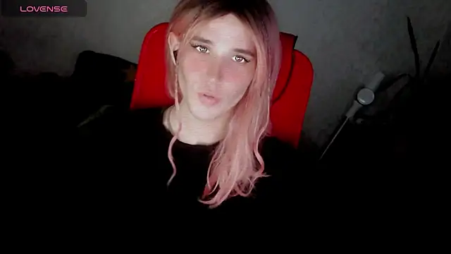 hellenspellman online show from 10-12-25, 03:11