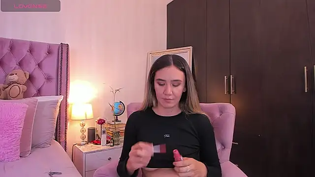 natashaleightt online show from 03-14-25, 10:38