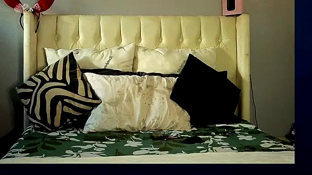 ebonylover1 online show from 03-03-26, 07:47