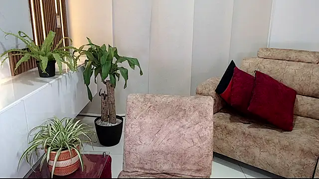 Snapshot of cod_dolll chatting on 11-25-25, 12:43 cod dolll online show from 11-25-25, 12:43