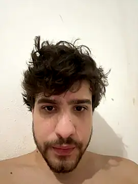 Snapshot of zJaulin chatting on 10-28-25, 02:15 zJaulin online show from 10-28-25, 02:15