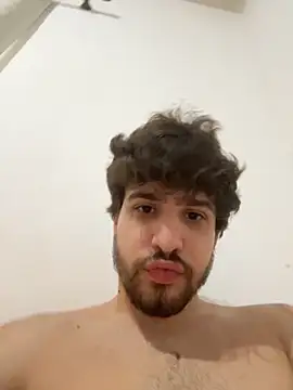 Snapshot of zJaulin chatting on 11-12-25, 08:08 zJaulin online show from 11-12-25, 08:08