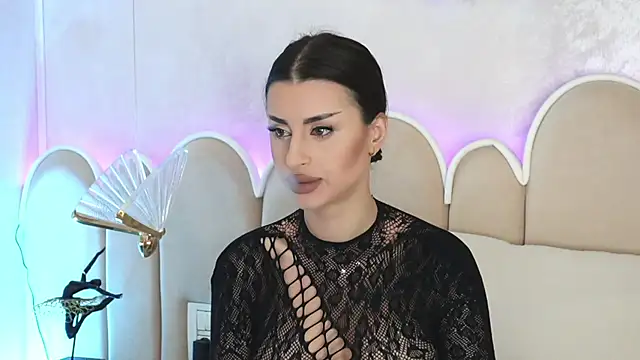 Snapshot of Alice_Voss chatting on 12-03-25, 06:32 Alice Voss online show from 12-03-25, 06:32