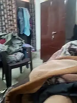 Snapshot of Delhi_BoyBigcock chatting on 02-27-25, 05:56 Delhi BoyBigcock online show from 02-27-25, 05:56