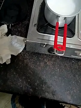 Snapshot of Delhi_BoyBigcock chatting on 02-28-25, 05:26 Delhi BoyBigcock online show from 02-28-25, 05:26