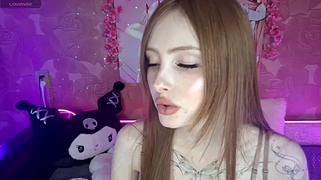Snapshot of Adele_kawaii chatting on 10-08-25, 04:37 Adele kawaii online show from 10-08-25, 04:37