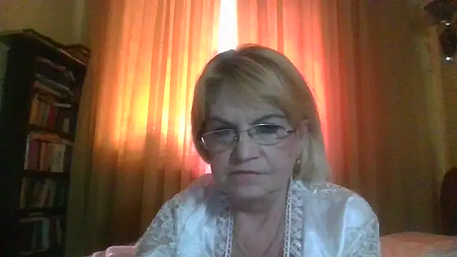 Snapshot of Heidi-Helga chatting on 02-27-25, 04:52 Heidi-Helga online show from 02-27-25, 04:52