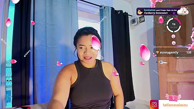 Snapshot of tatiana_10 chatting on 03-20-25, 11:16 tatiana 10 online show from 03-20-25, 11:16