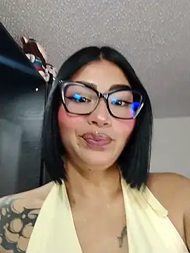 Kylie brazt online show from 06-02-26, 03:52