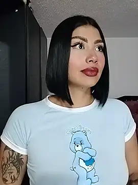 Kylie brazt online show from 07-21-26, 03:31