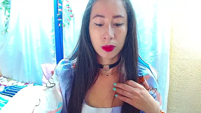 Snapshot of Gia_leinn chatting on 11-05-25, 01:44 Gia leinn online show from 11-05-25, 01:44