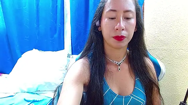 Snapshot of Gia_leinn chatting on 06-19-26, 03:49 Gia leinn online show from 06-19-26, 03:49