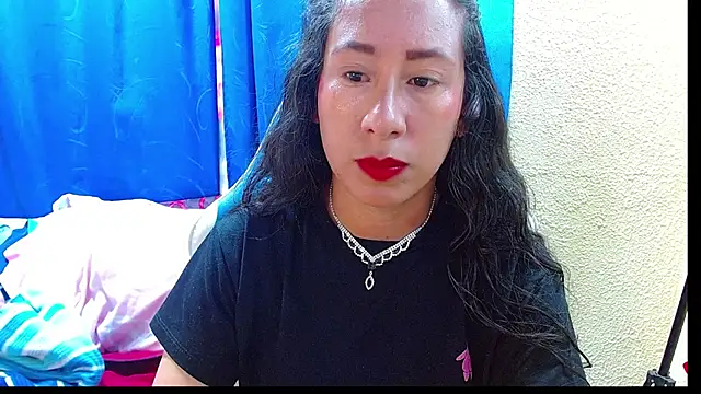 Snapshot of Gia_leinn chatting on 07-14-26, 02:34 Gia leinn online show from 07-14-26, 02:34