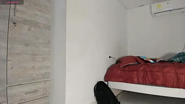 flor herrera01 online show from 09-27-25, 05:01