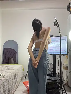 skinny hailey1 online show from 02-08-26, 03:43