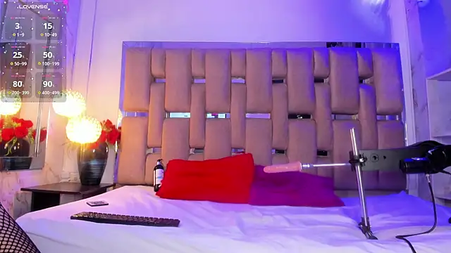 ValentinoMoreti online show from 03-15-25, 04:57