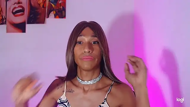 red veltet online show from 10-27-25, 03:10