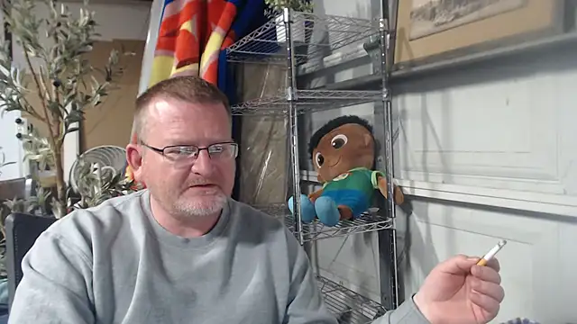 Randomoldguy615 online show from 03-23-25, 12:36