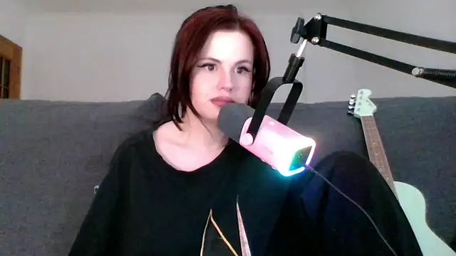 Della Ideal online show from 03-05-25, 05:39