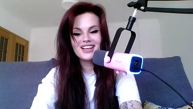 Della Ideal online show from 03-11-25, 02:51