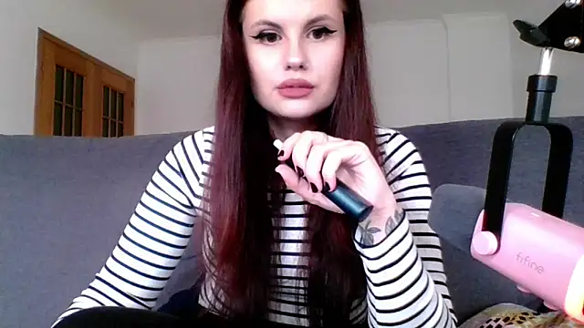 Della Ideal online show from 03-16-25, 04:23