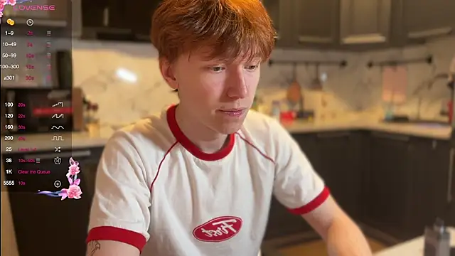 Snapshot of tommy_colson chatting on 11-15-25, 02:02 tommy colson online show from 11-15-25, 02:02