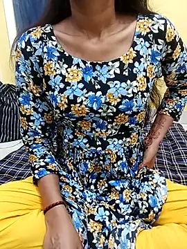 Snapshot of Reena600 chatting on 02-28-25, 10:52 Reena600 online show from 02-28-25, 10:52