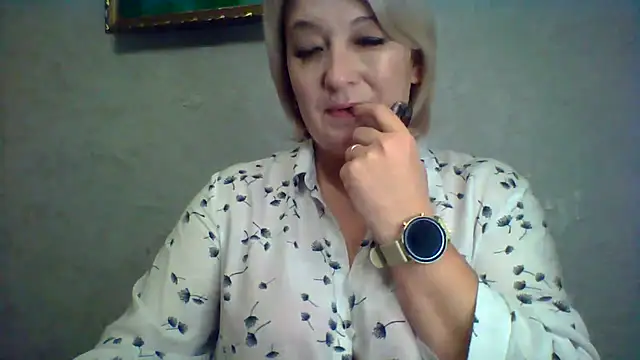 ArielXLoveresss online show from 11-10-25, 10:42