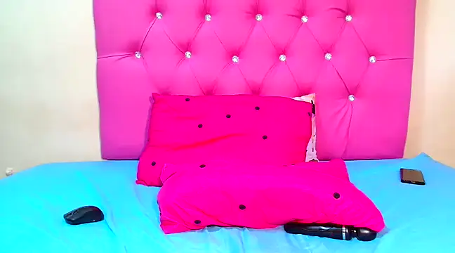 SEXYASSTINAXXX online show from 03-03-25, 06:04