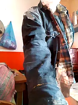 Snapshot of cachondo93 chatting on 03-06-25, 03:45 cachondo93 online show from 03-06-25, 03:45