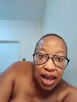 Snapshot of xyz089 chatting on 03-12-25, 05:24 xyz089 online show from 03-12-25, 05:24