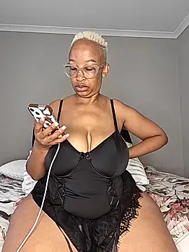 Snapshot of xyz089 chatting on 03-11-26, 05:57 xyz089 online show from 03-11-26, 05:57